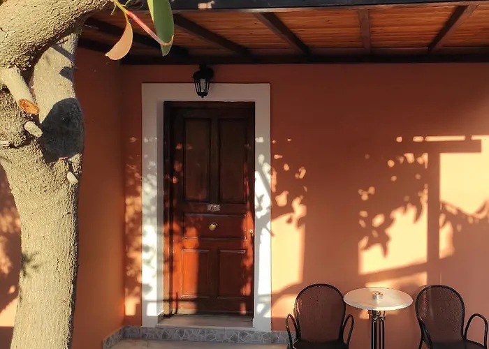 Laxesis * Posidhonia (Syros)