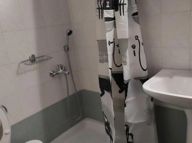 Laxesis * Posidhonia (Syros)